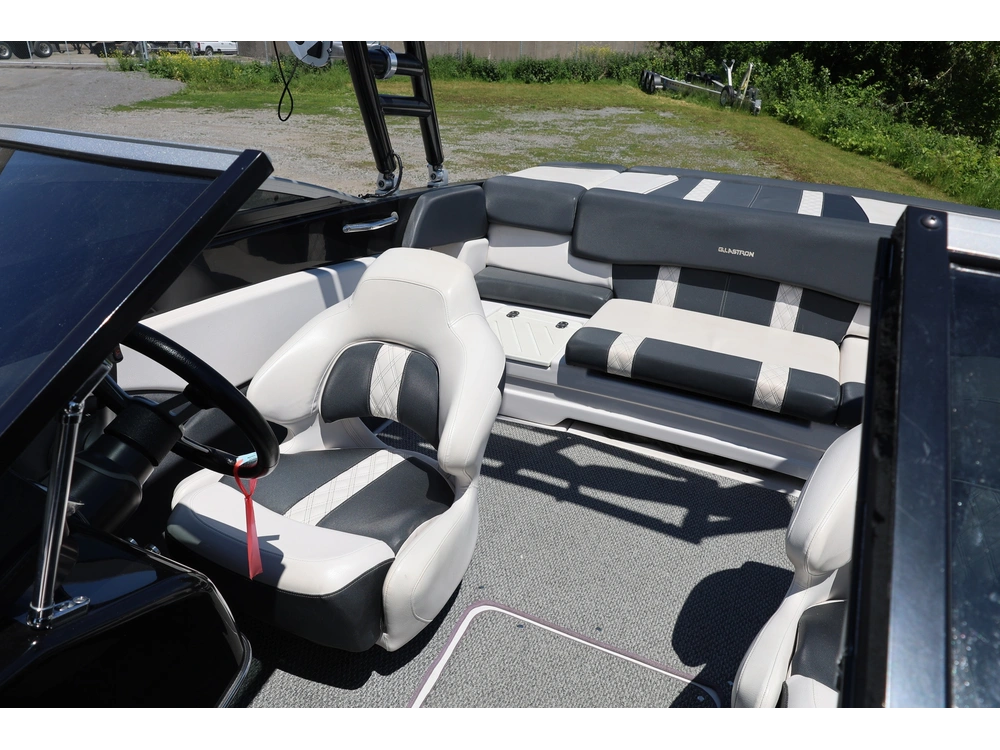 2015 Glastron Gt 205 alt