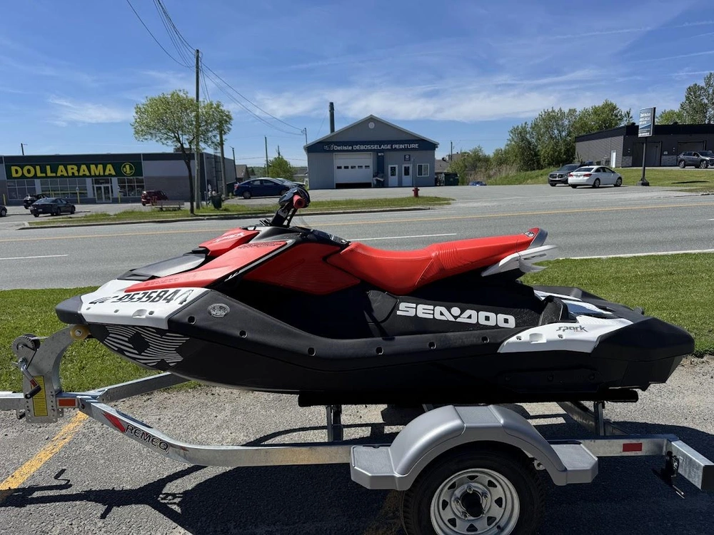 Sea-doo Spark Trixx 3up 2025 alt