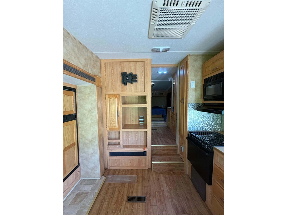 2004 Keystone Rv Laredo Fw alt