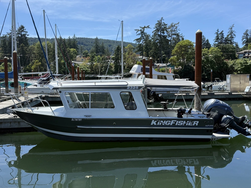 2021 Kingfisher 2325 Coastal Express Coastal Express alt