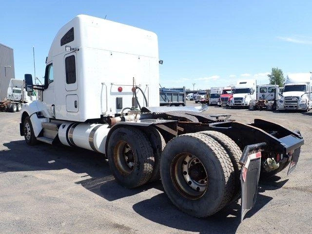 Kenworth W990 2023