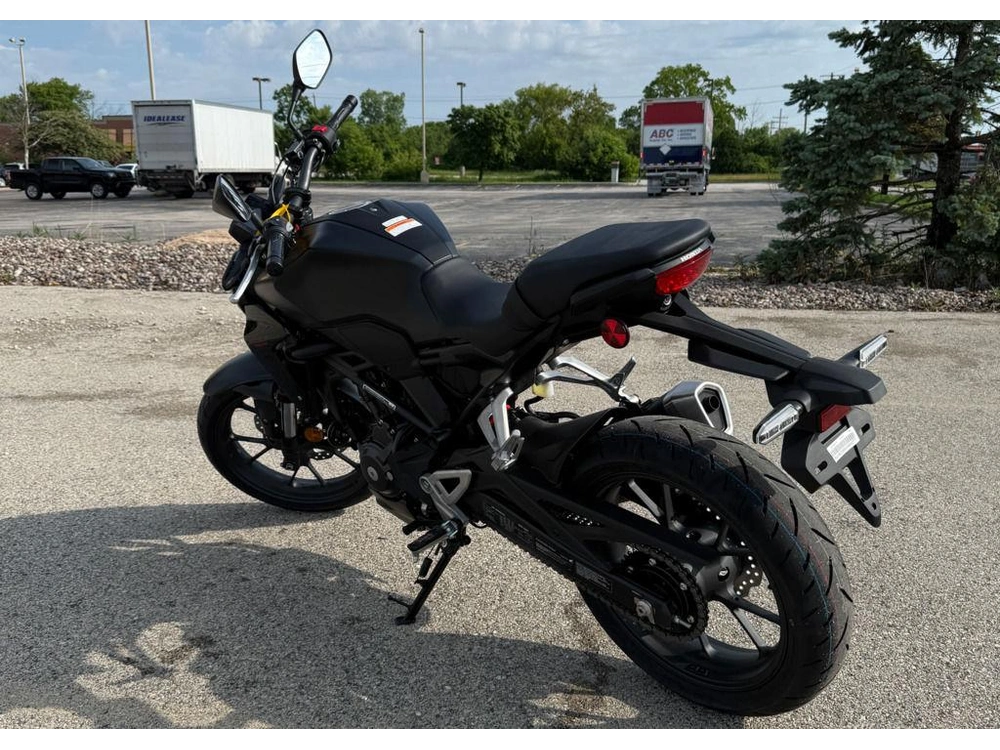 2026 Honda Cb300r alt