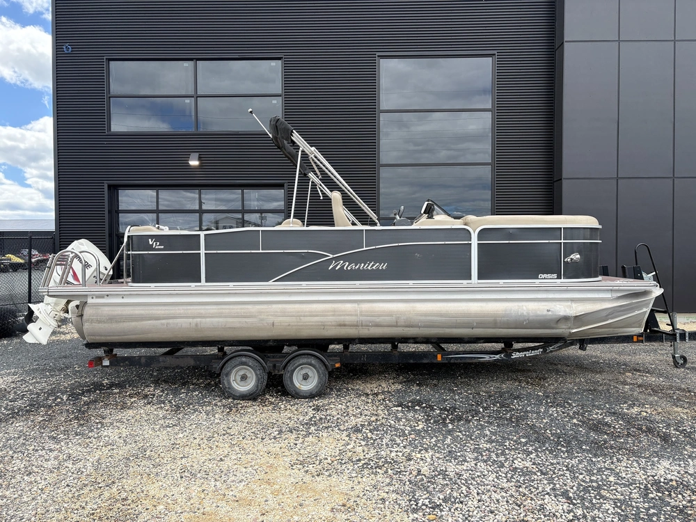 2013 Manitou Oasis 23 Vp alt