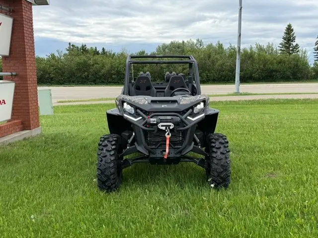 2026 Can-Am Commander X mr 1000R