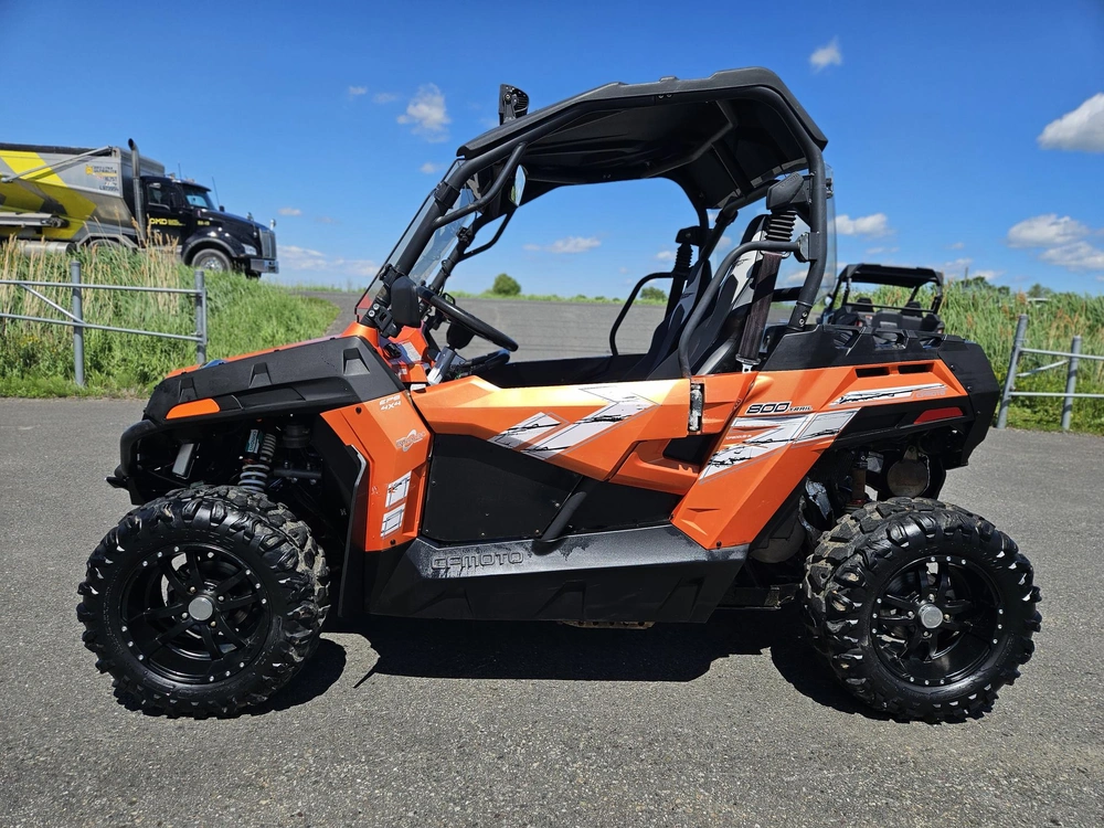 2019 Cfmoto Zforce 800 alt