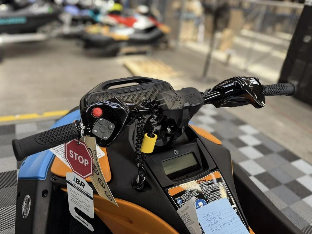 2026 Sea-doo Pwc Spark Trixx 90 Aud Be 3up Ibr 26 alt
