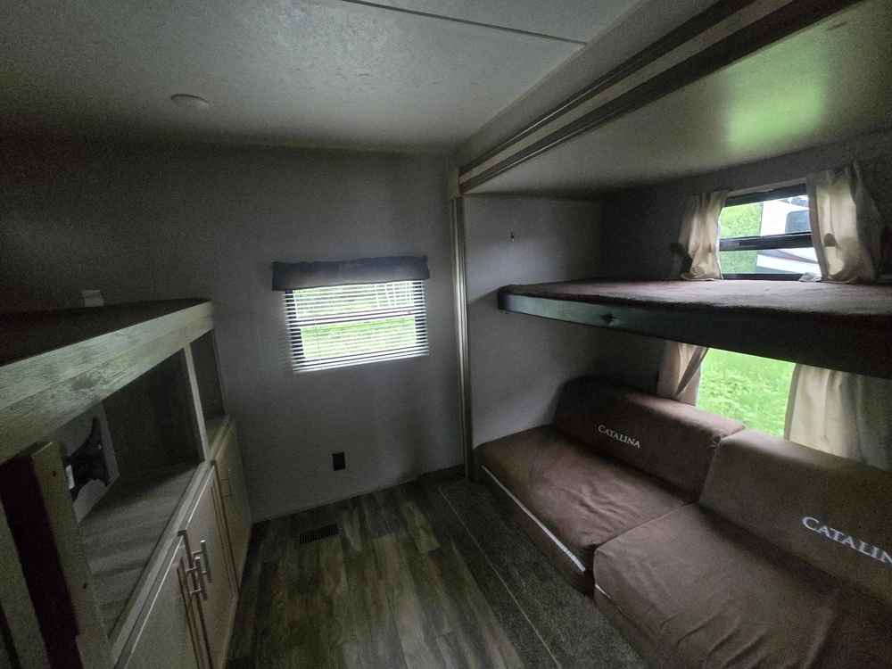 Coachmen Catalina 313dbdsle 2020 alt