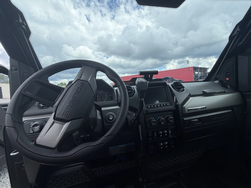 2026 Polaris Ranger Crew Xd 1500 Northstar Ultimate Graphite alt