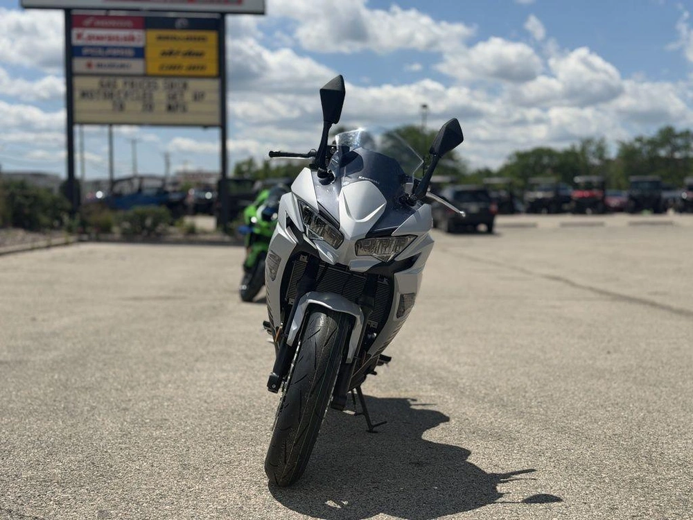 2026 Kawasaki Ninja® 650 Abs alt