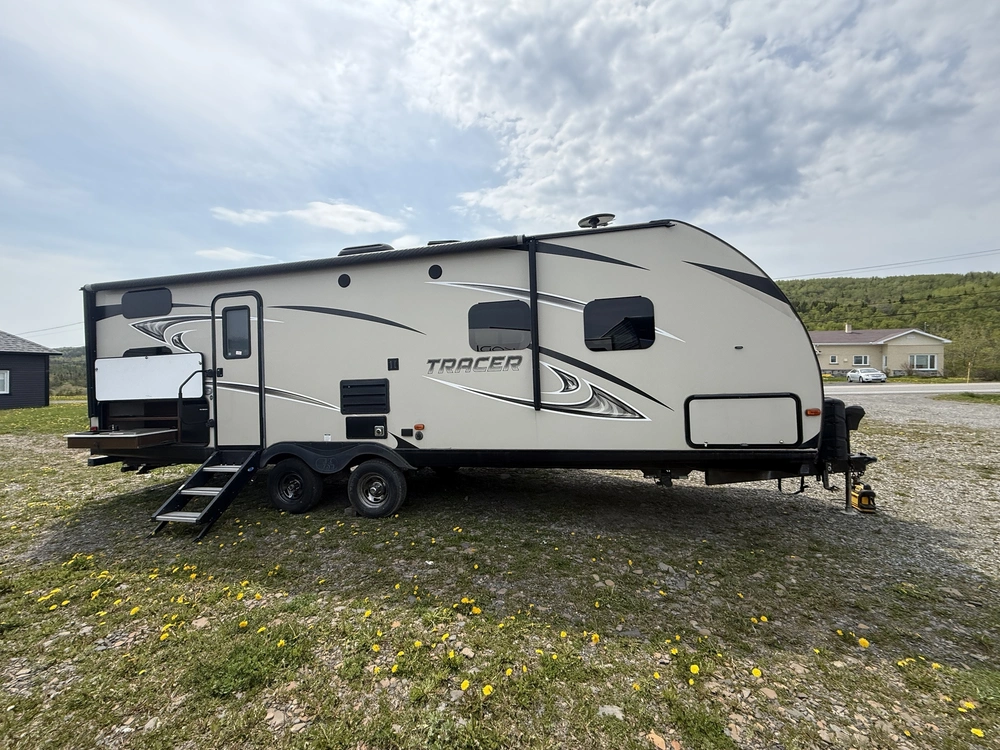 2018 Tracer 274bh alt