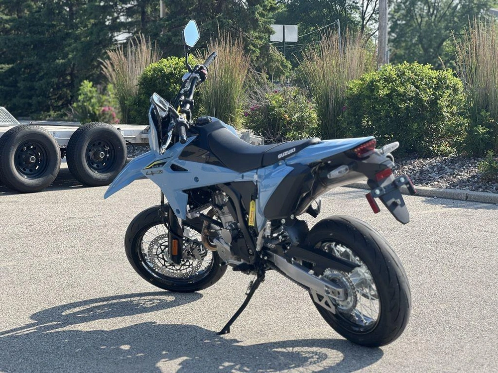 2026 Suzuki Dr-z4sm alt