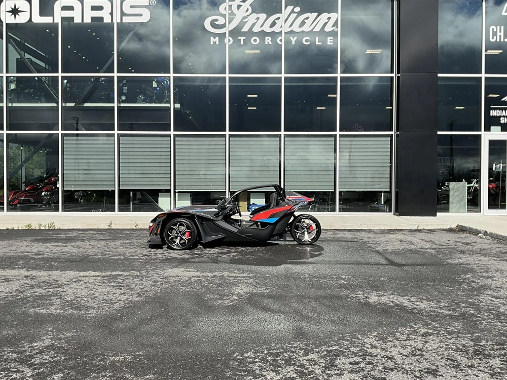 Slingshot R - Autodrive 2025 alt