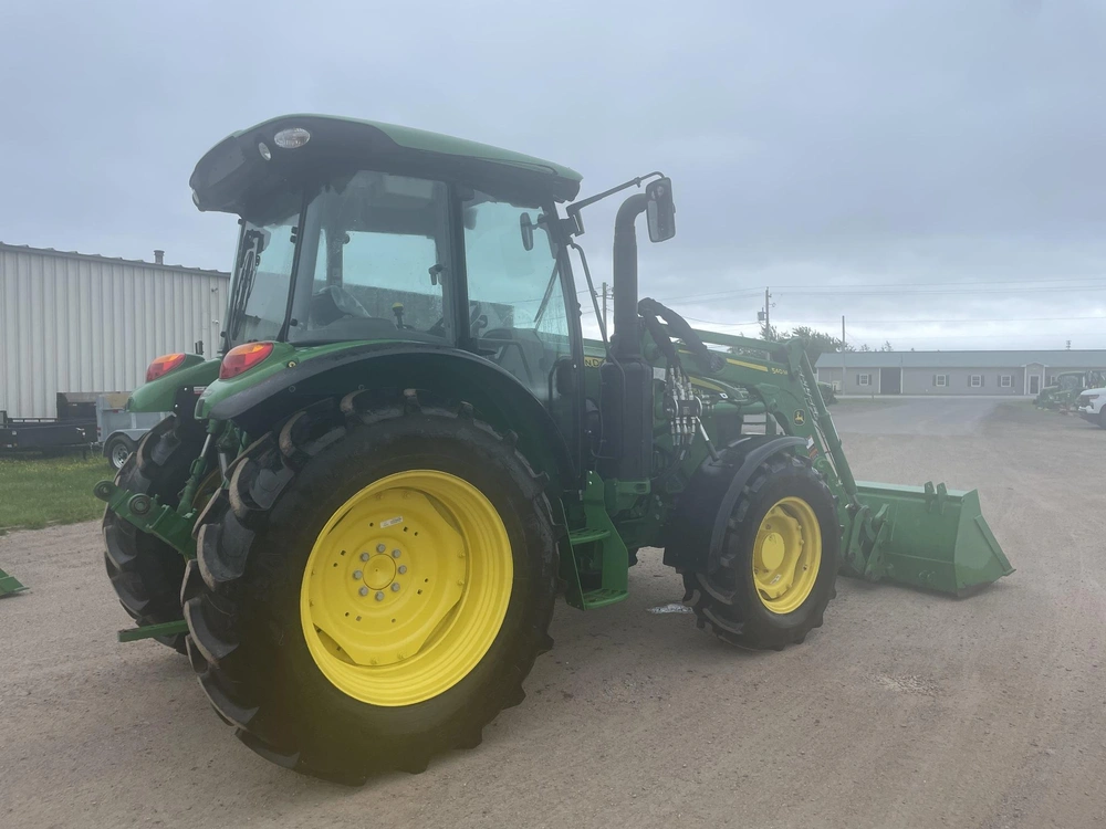John Deere 5115m 2022 alt