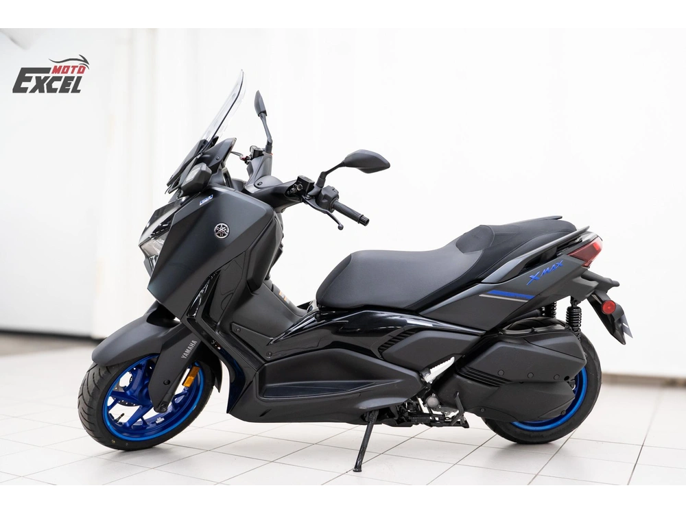 2024 Yamaha Xmax alt