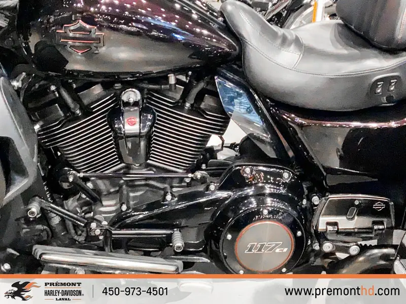 Harley-Davidson CVO TRI GLIDE FLHTCUTGSE 2021