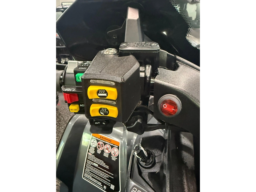 Can-am Outlander Max Limited 1000 2024 alt