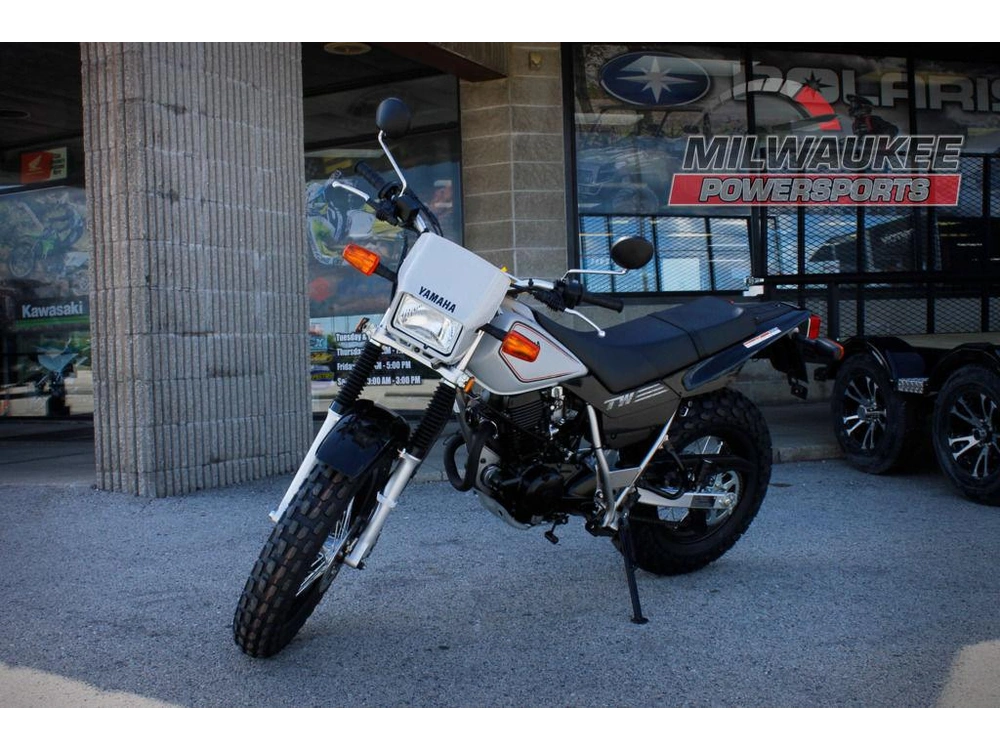 2026 Yamaha Tw200 alt