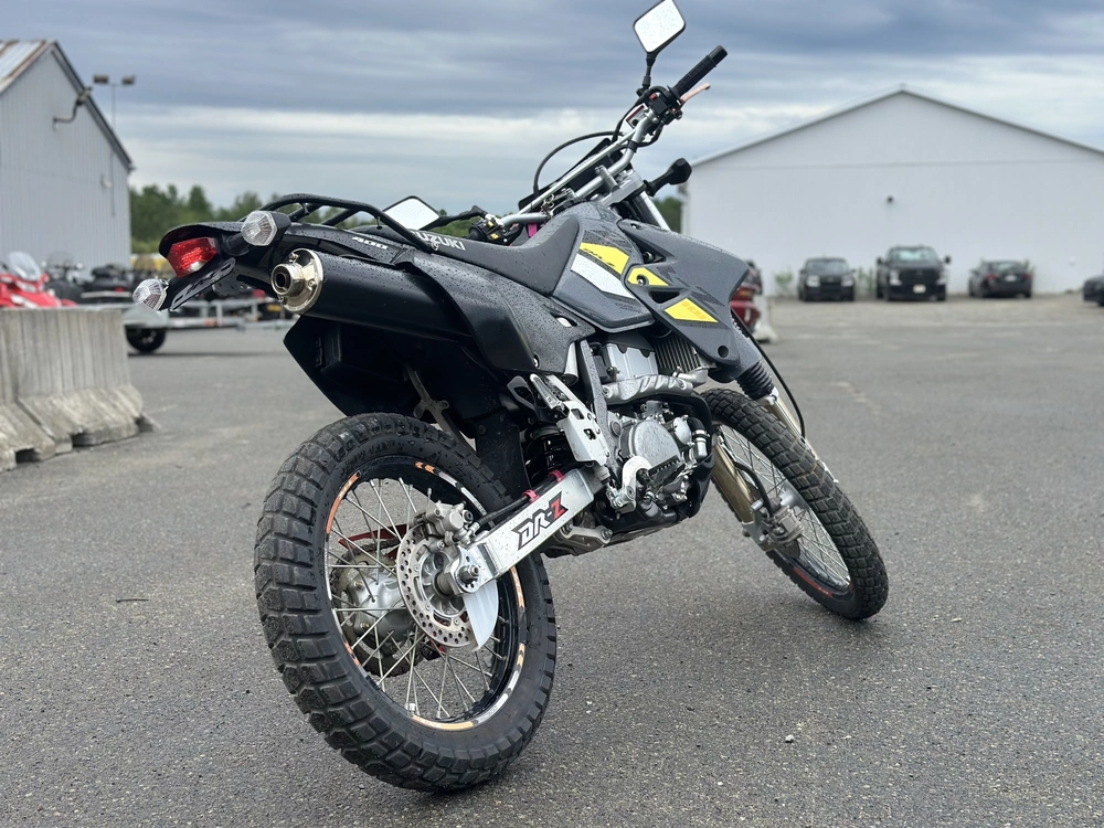 Suzuki Dr-z400s 2022 alt