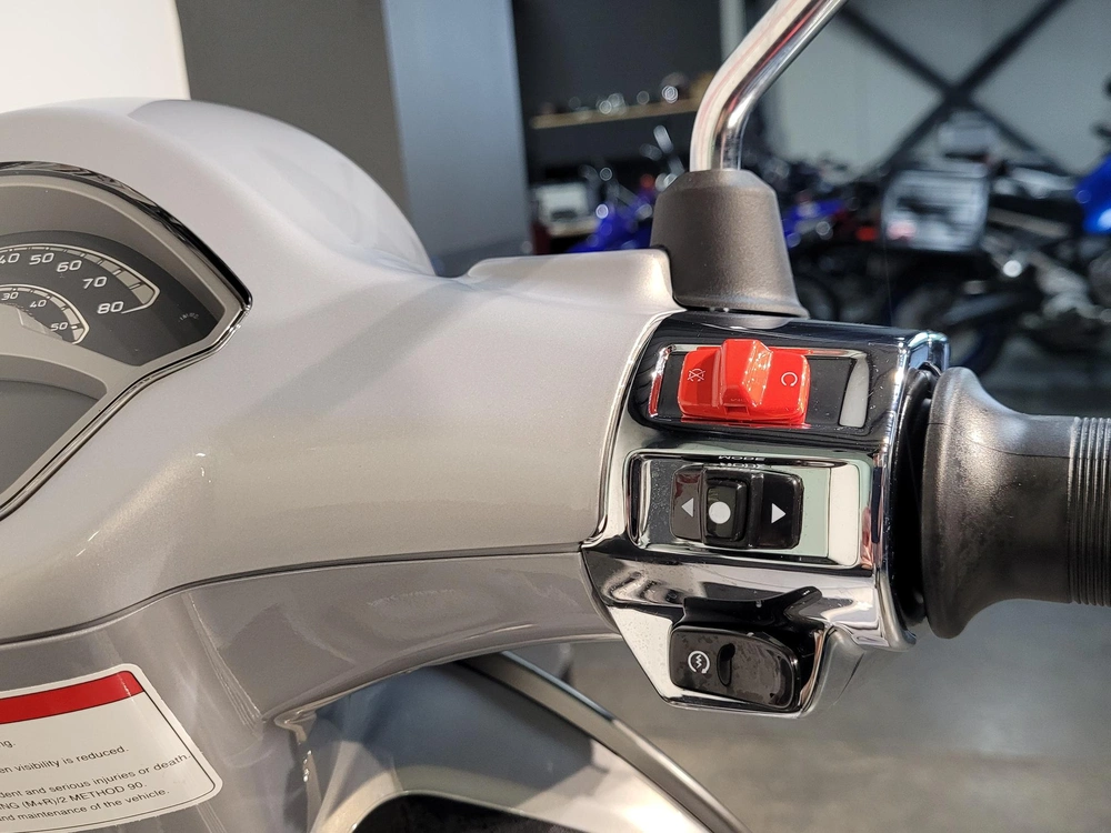 Vespa Primavera 50 Tech *0.99% / 36 Mois💳 2025 alt