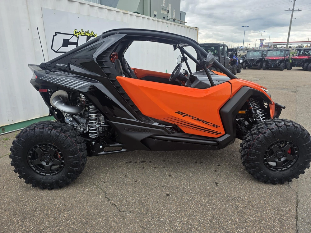 2026 Cfmoto Zforce Z10 Lava Orange alt