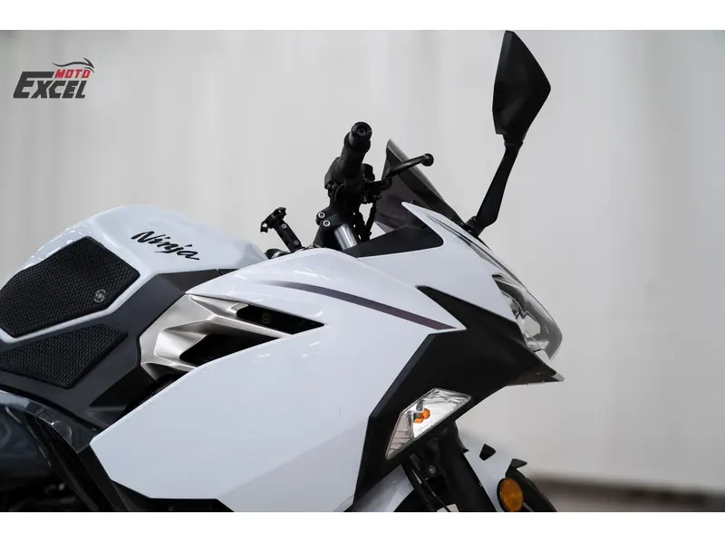 Kawasaki NINJA 400 2023
