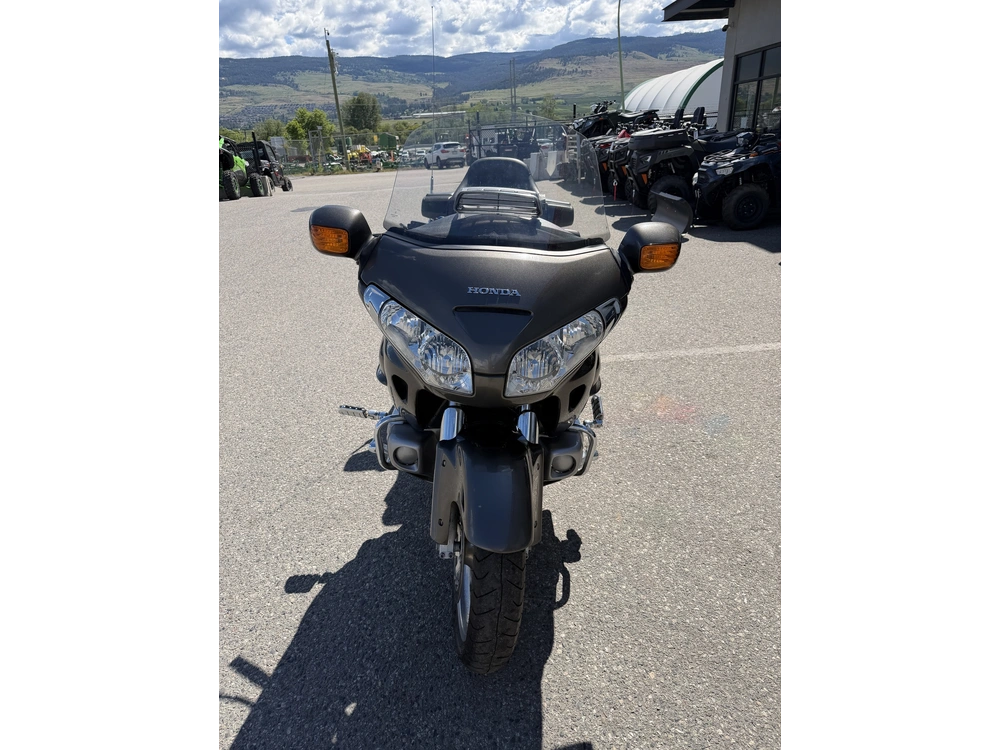 2009 Honda Gold Wing Abs alt
