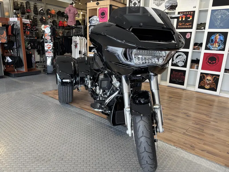 Harley-Davidson FLTRT ROAD GLIDE 3 2026