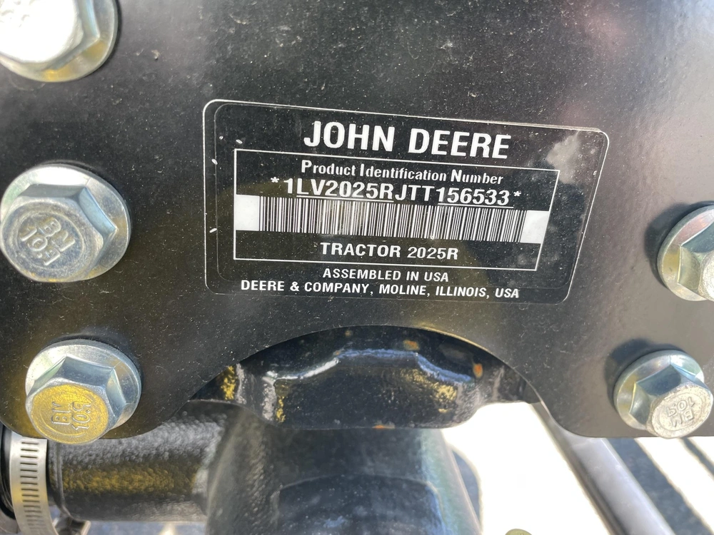 2026 John Deere 2025r alt