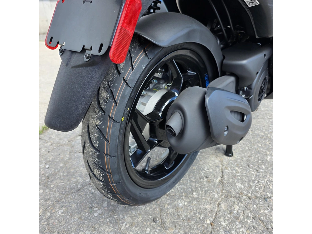 2026 Piaggio Liberty 150 S alt