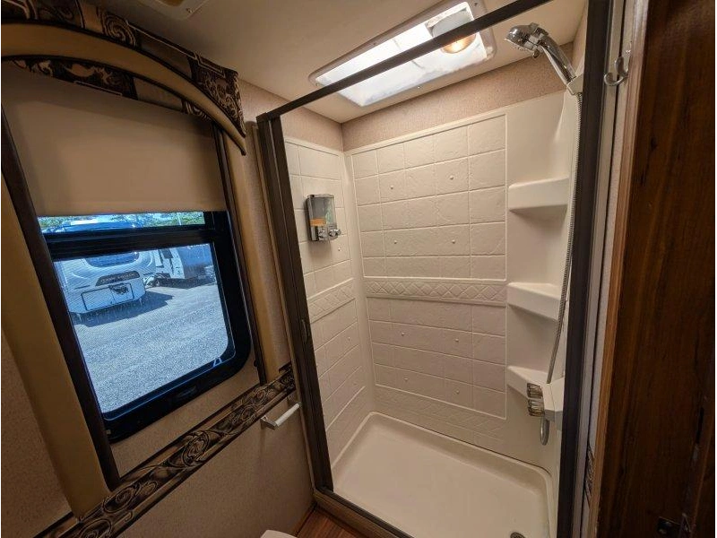 Jayco Precept 35s 2016 alt