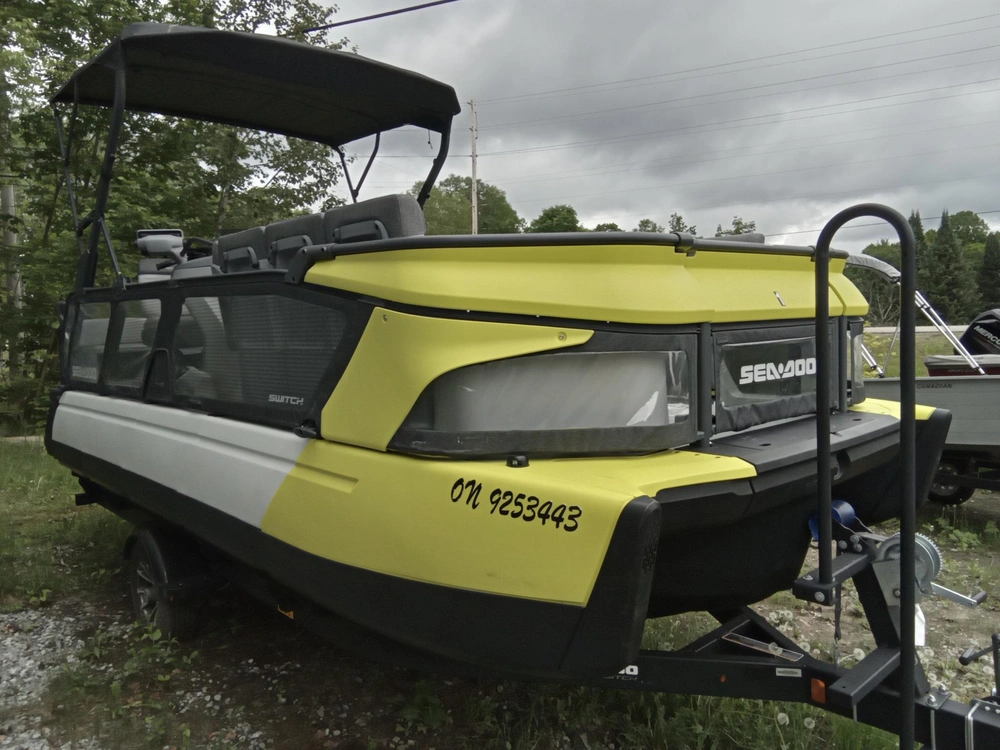 2023 Sea-doo Switch Cruise 21' 230 W/trailer alt