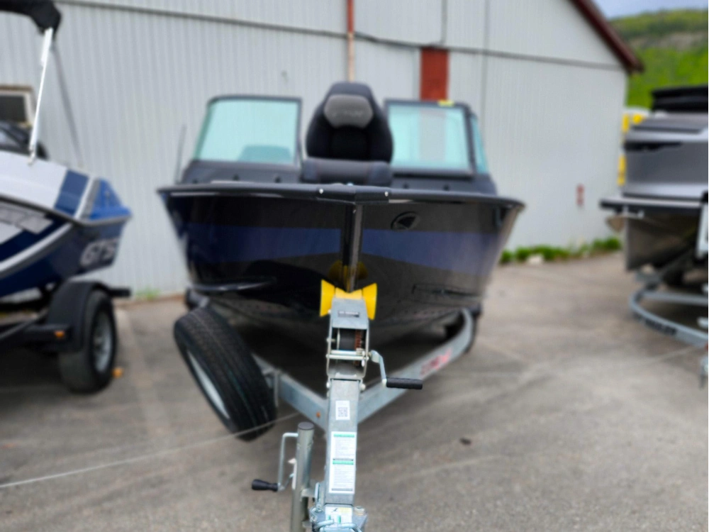 2023 Alumacraft Competition 185 alt