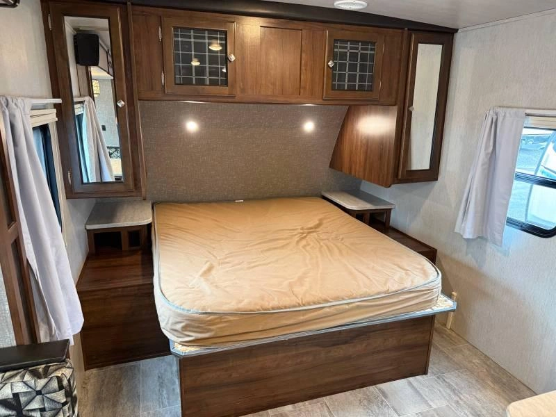 2018 Heartland Wilderness 2185rb alt