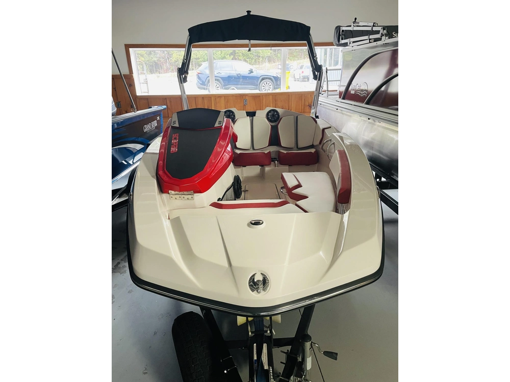 2016 Scarab Id165 alt
