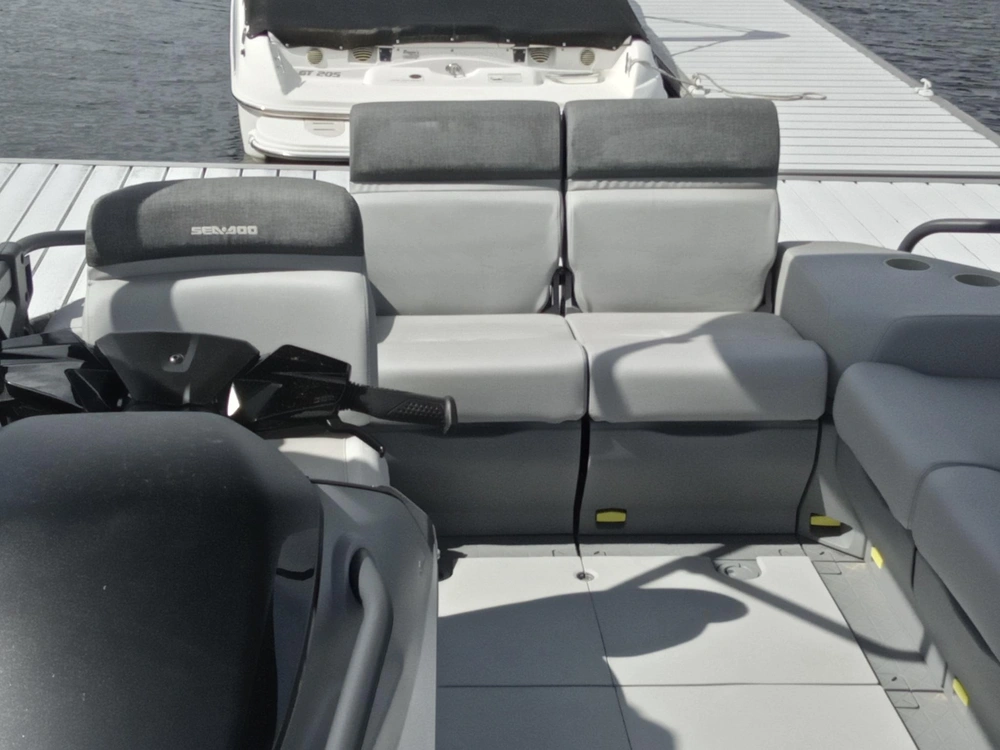 2024 Sea-doo Switch Cruise 18' 230hp alt