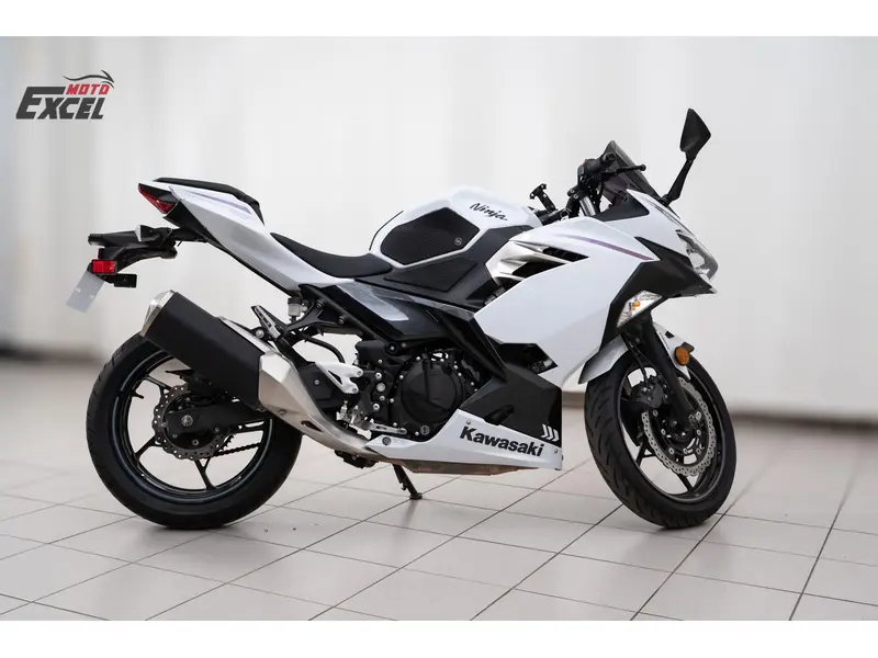 Kawasaki NINJA 400 2023