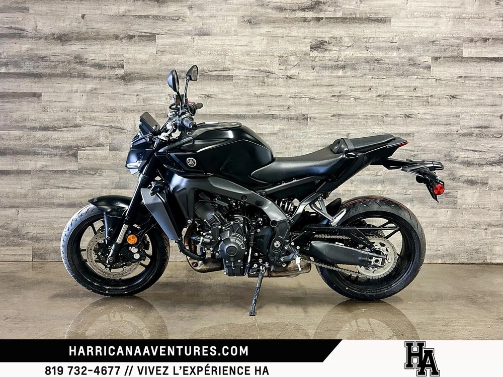 Yamaha Mt09 Noir Mat 2025 alt