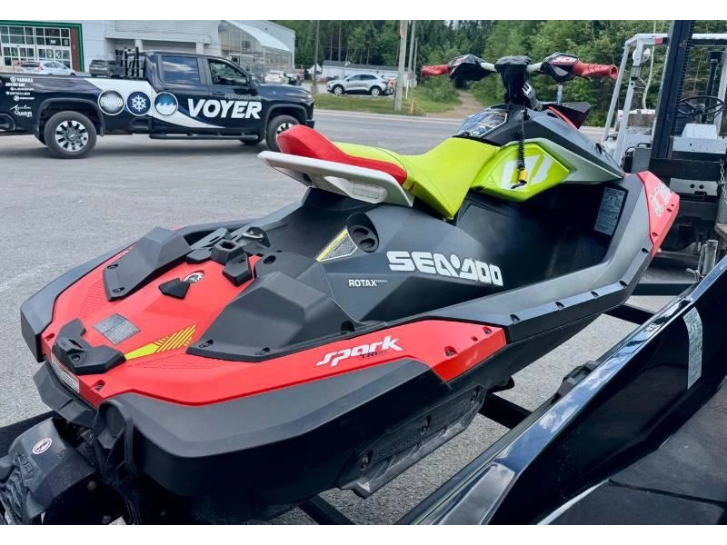 Sea-doo Spark Trixx 2up 2020 alt