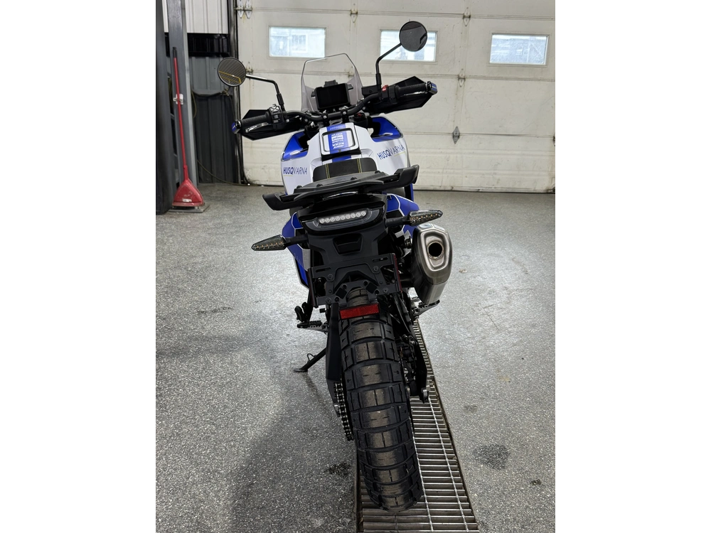Husqvarna Norden 901 2025 alt