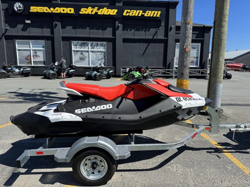 Sea-doo Spark Trixx 3up 2025 alt