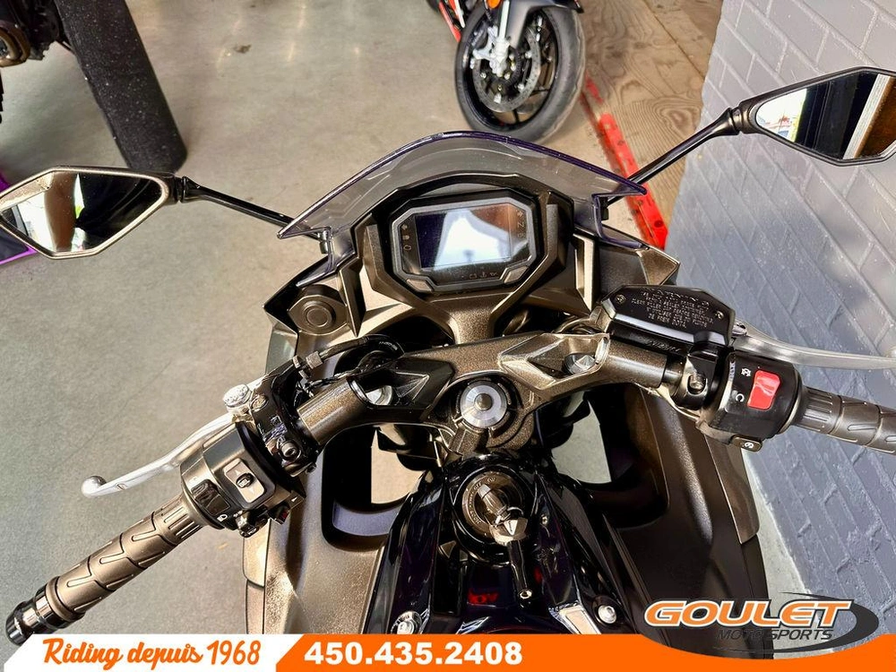 Kawasaki Ninja Ex650 2023 alt