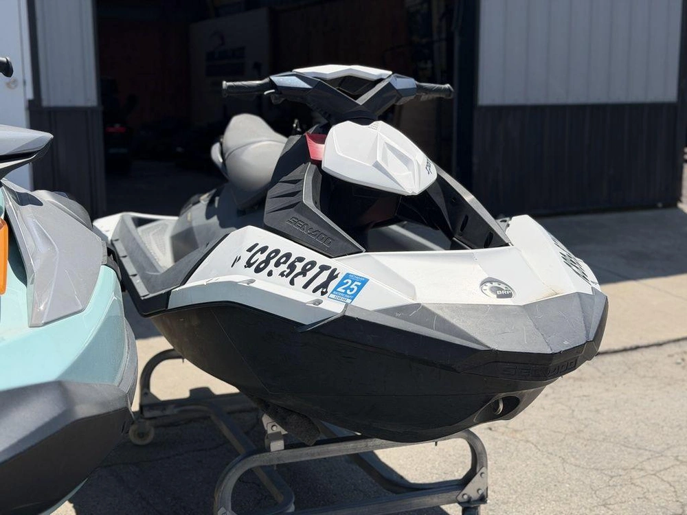 2016 Sea-doo Spark 2-up Rotax 900 Ho Ace alt