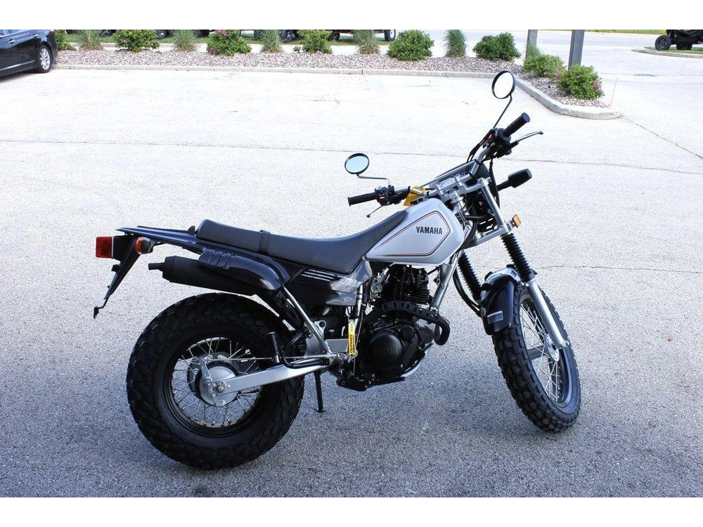 2026 Yamaha Tw200 alt