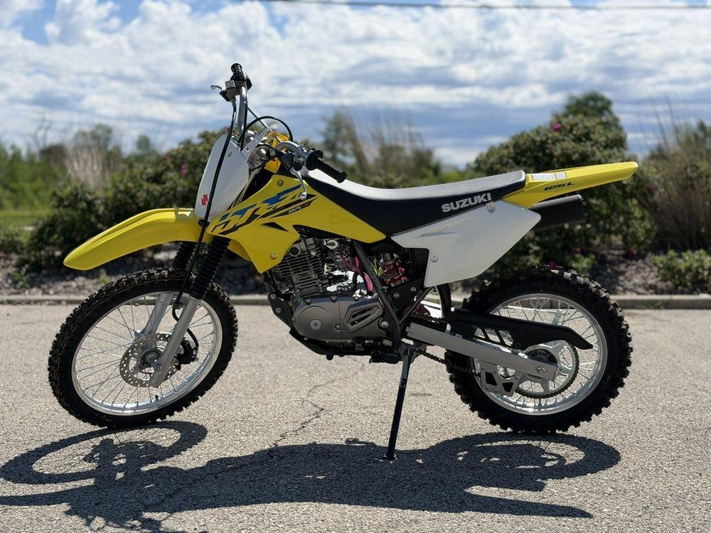 2026 Suzuki Dr-z125l alt