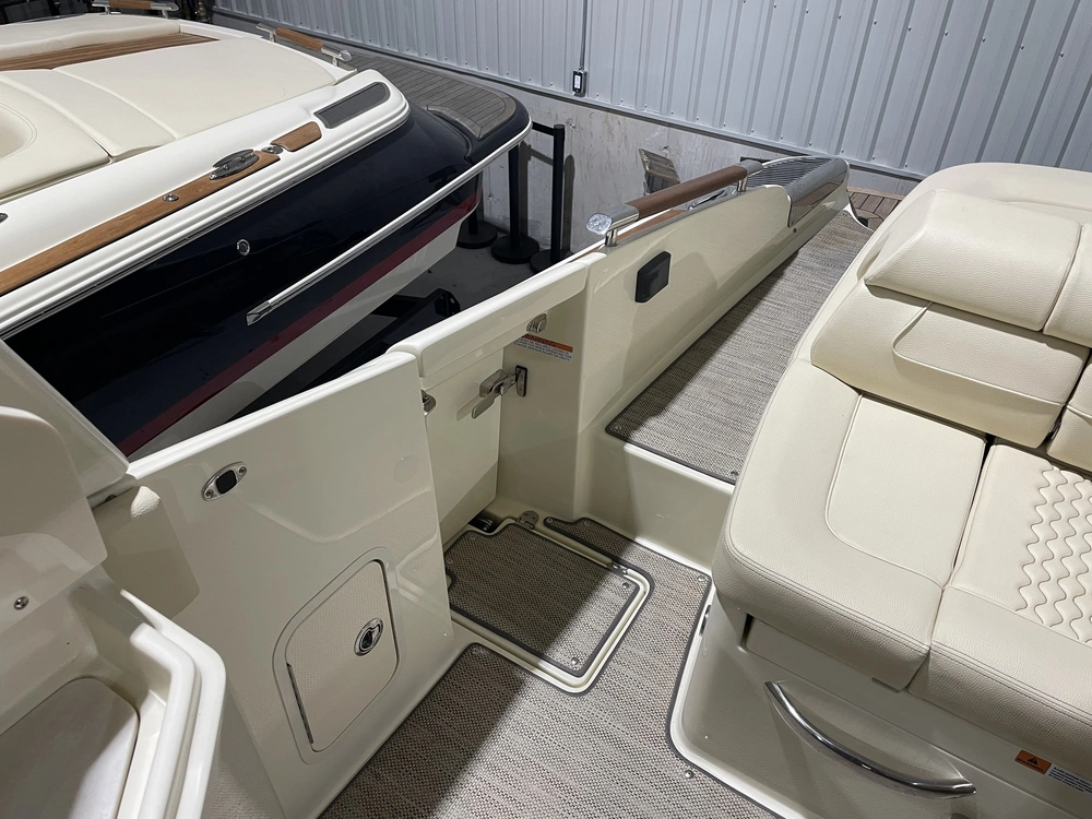 2022 Chris-craft Launch 28 Gt alt
