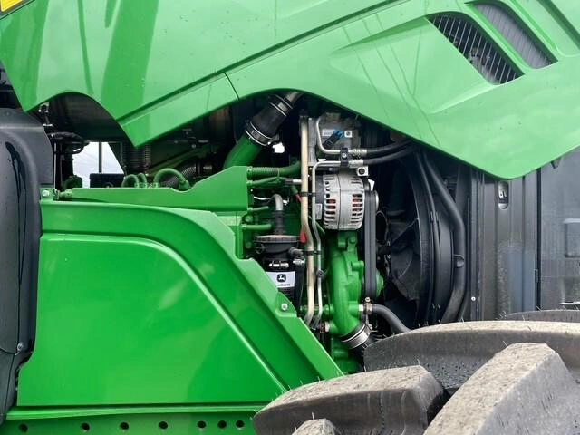 2025 John Deere 6175m alt