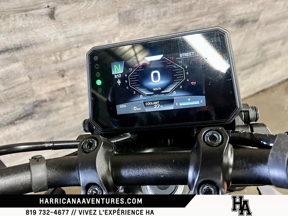 Yamaha Mt09 Noir Mat 2025 alt