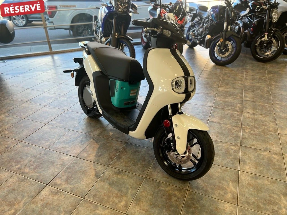 2026 Yamaha Neo's alt