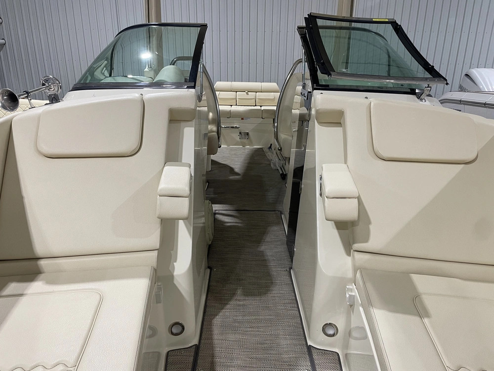 2022 Chris-craft Launch 28 Gt alt