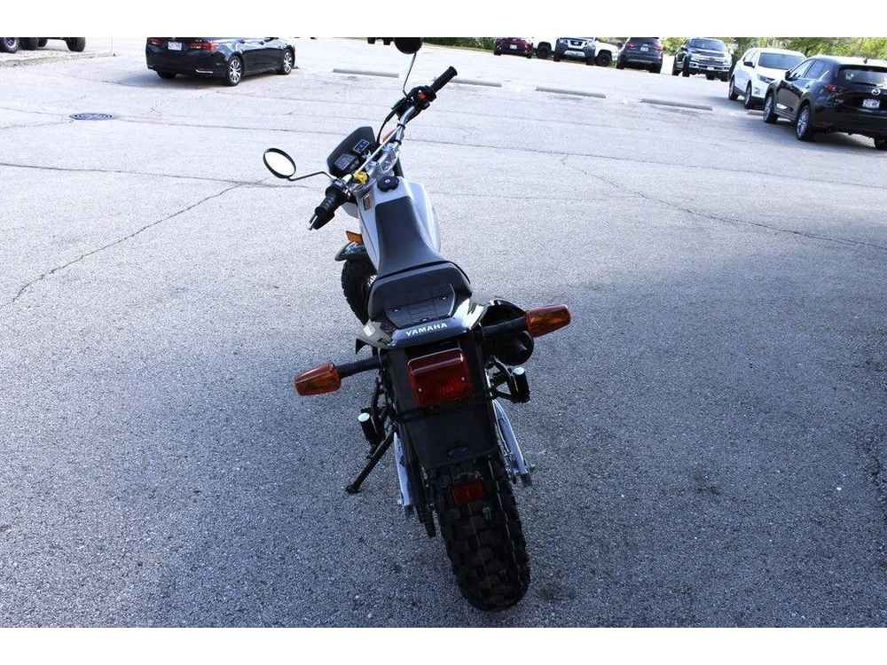 2026 Yamaha Tw200 alt